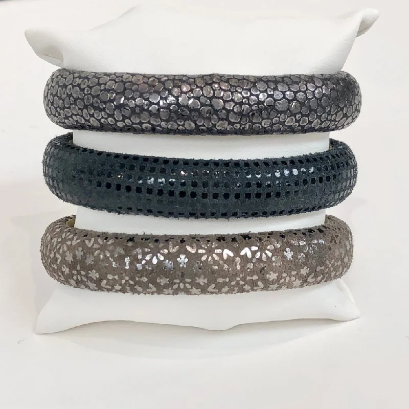 Suede Bangles with Pattern